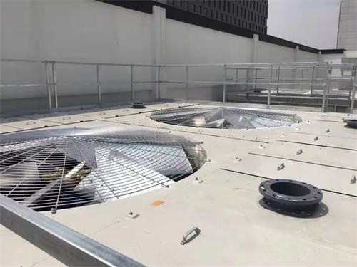 玻璃鋼冷卻塔的制冷效率高及所占空間范圍小,圓形玻璃鋼冷卻塔