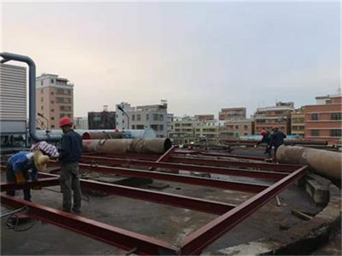 閉式冷卻塔和開(kāi)放式冷卻塔的實(shí)際效果有什么不同?(冷卻塔分幾大類)