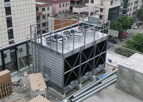 優(yōu)化冷水機和冷卻塔7種節(jié)能省電解決方案,冷水機冷卻過載的原因