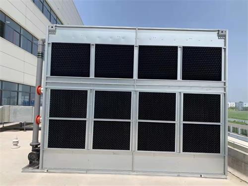 噴霧冷卻塔相比填料冷卻塔塔有哪些優(yōu)勢(shì)？